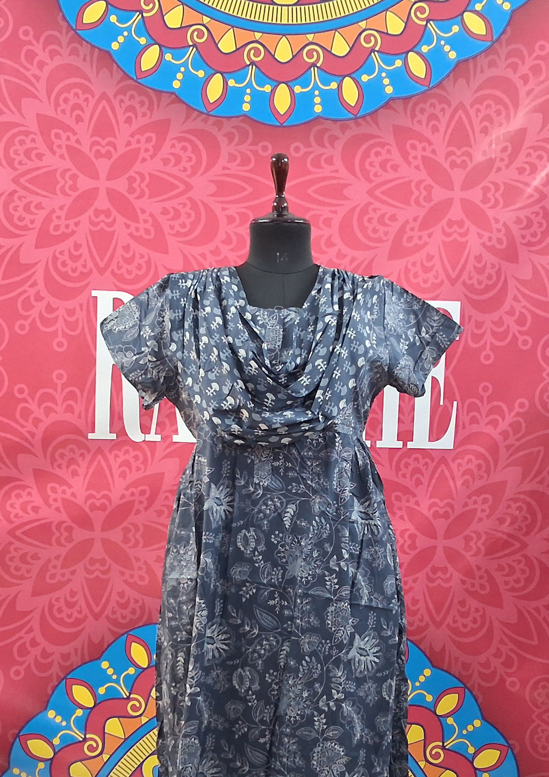 Shawl Attached Maxis