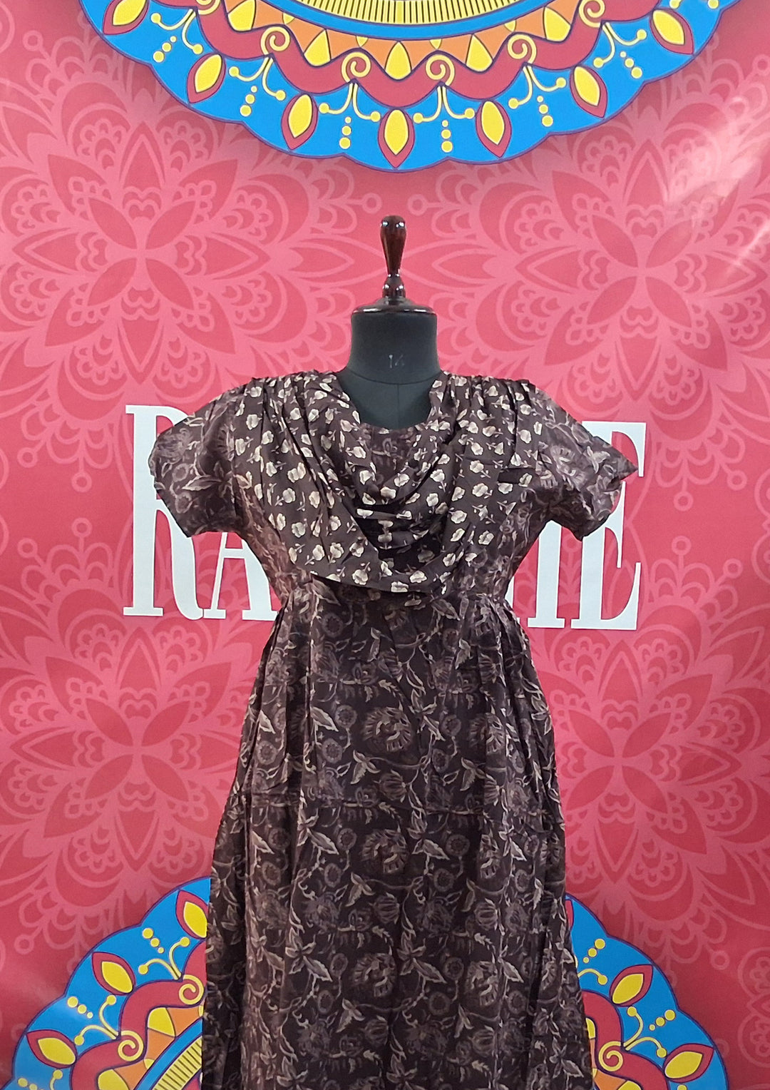 Shawl Attached Maxis