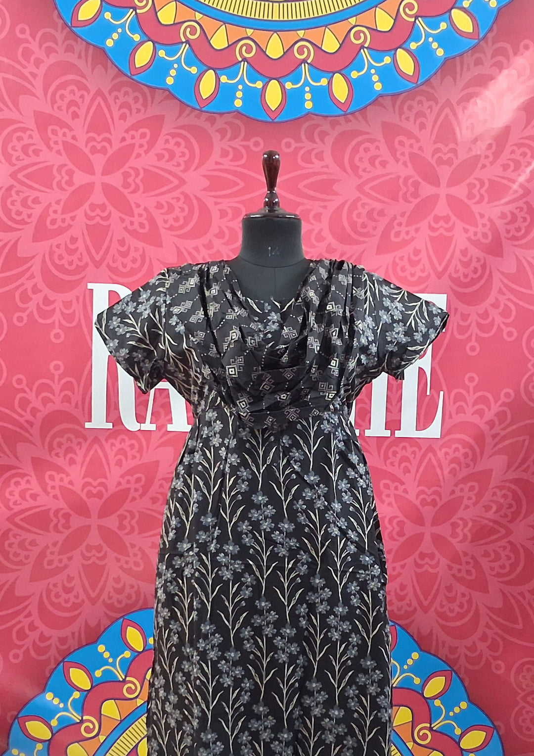 Shawl Attached Maxis
