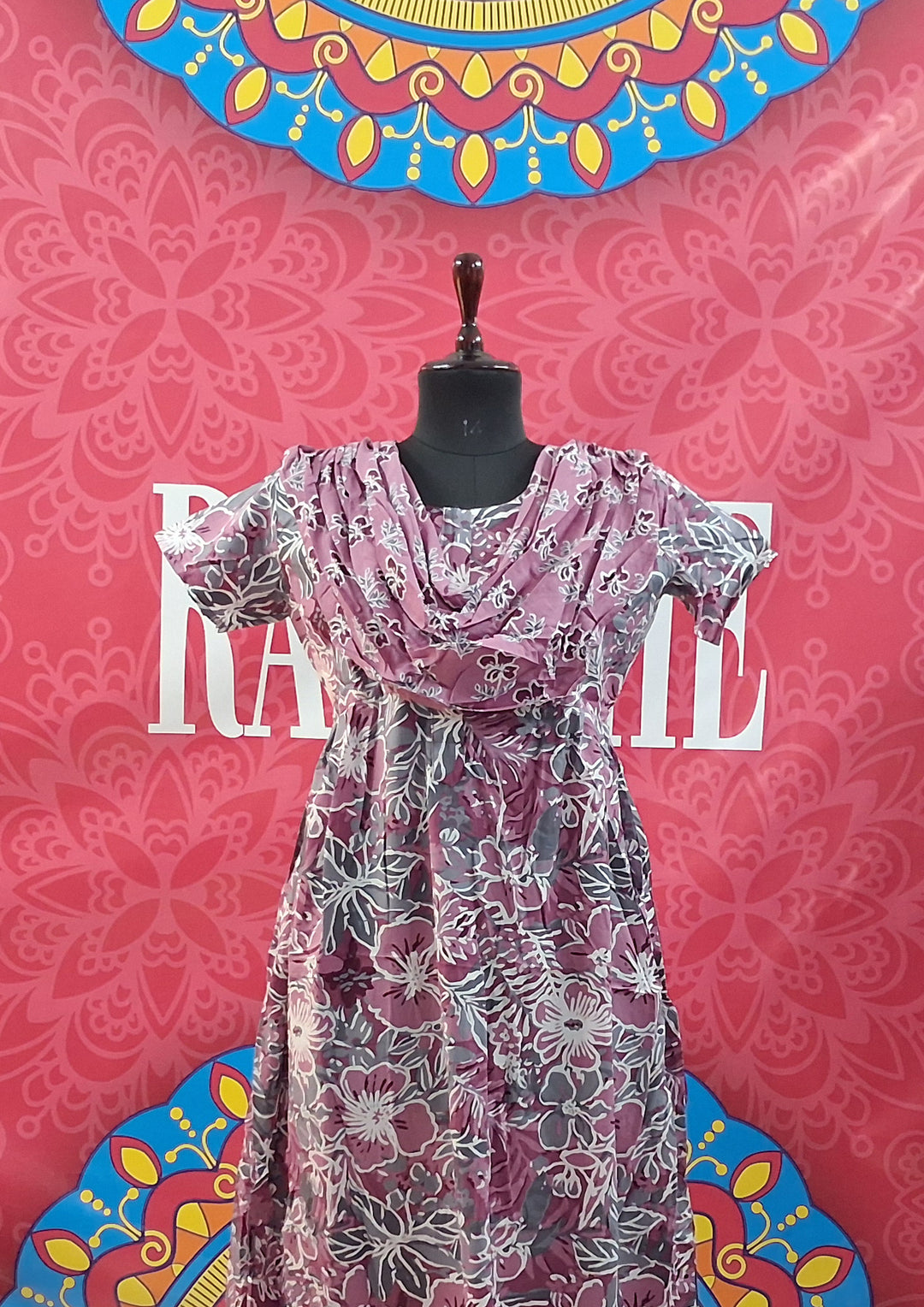 Shawl Attached Maxis