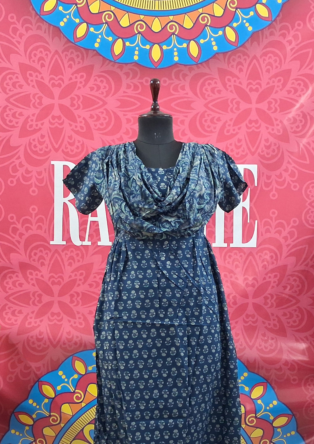 Shawl Attached Maxis
