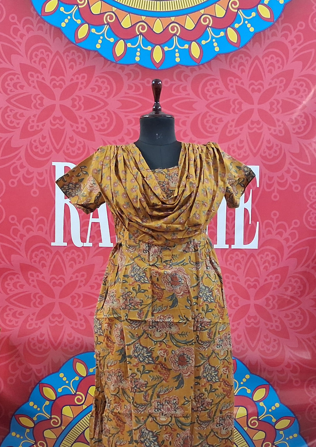 Shawl Attached Maxis