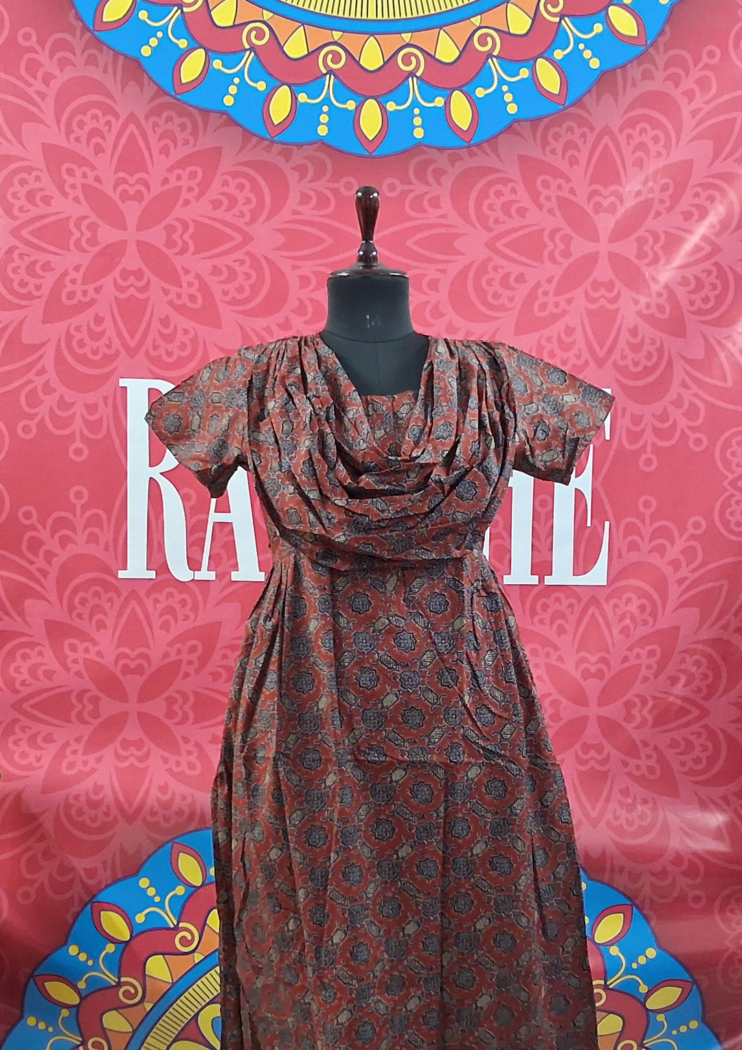 Shawl Attached Maxis