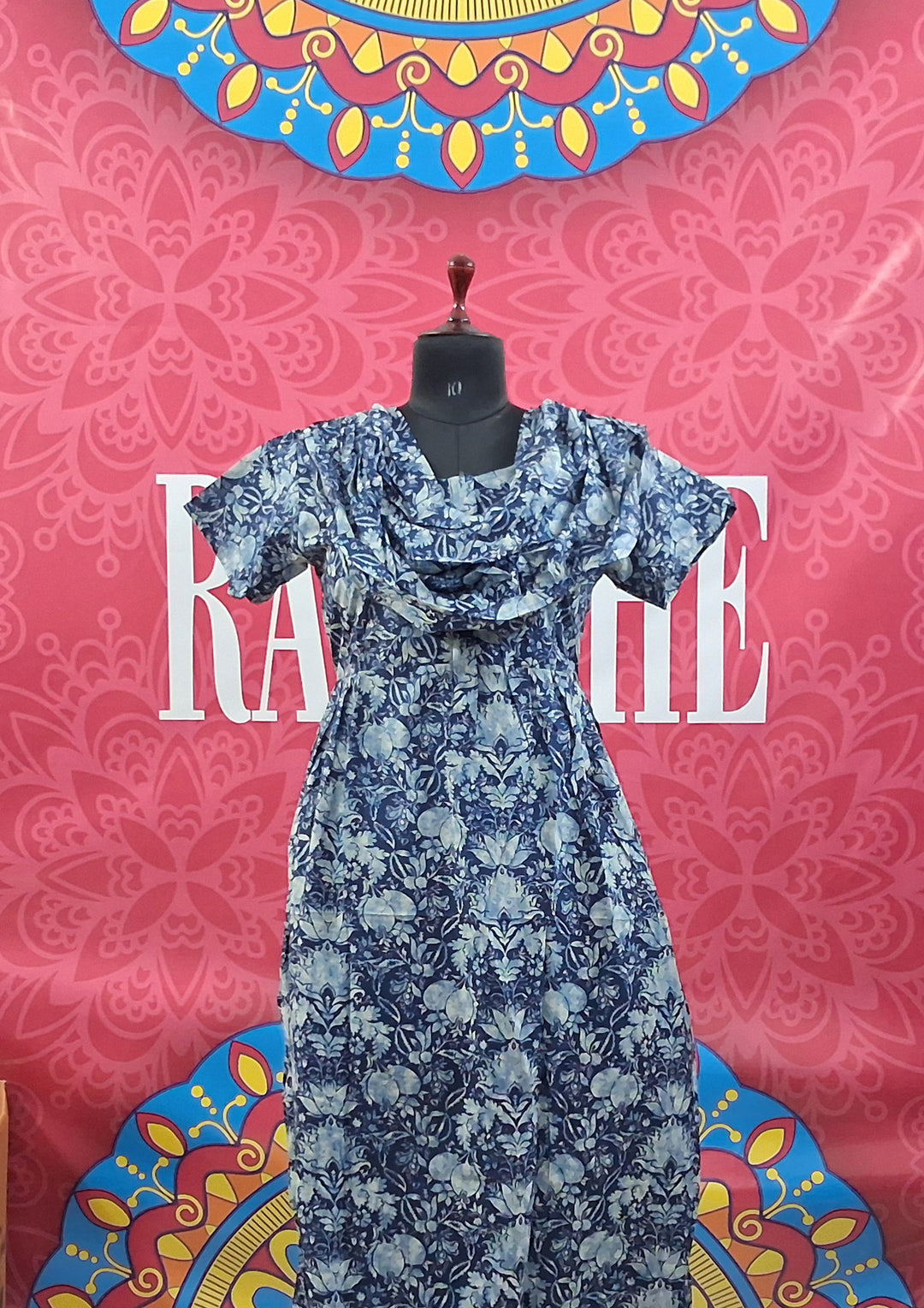 Shawl Attached Maxis