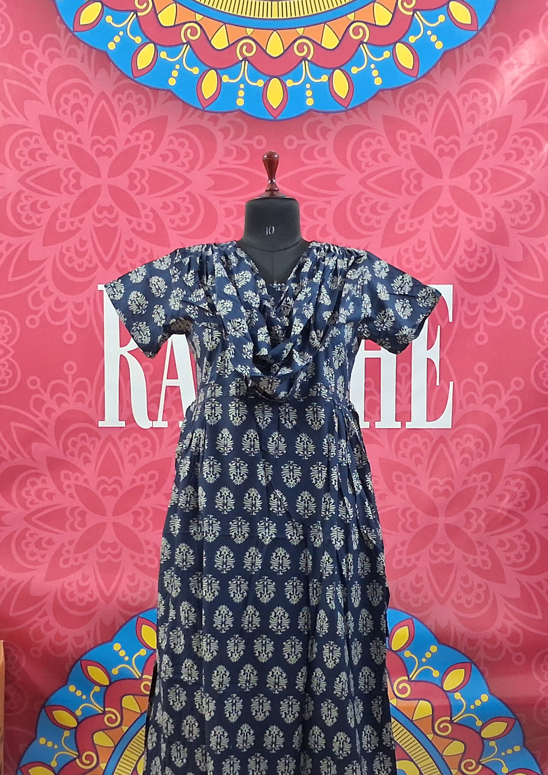 Shawl Attached Maxis