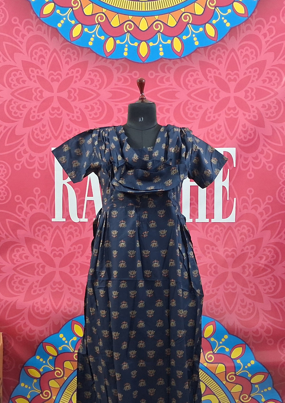Shawl Attached Maxis