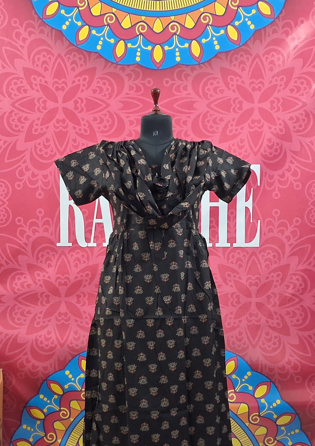 Shawl Attached Maxis