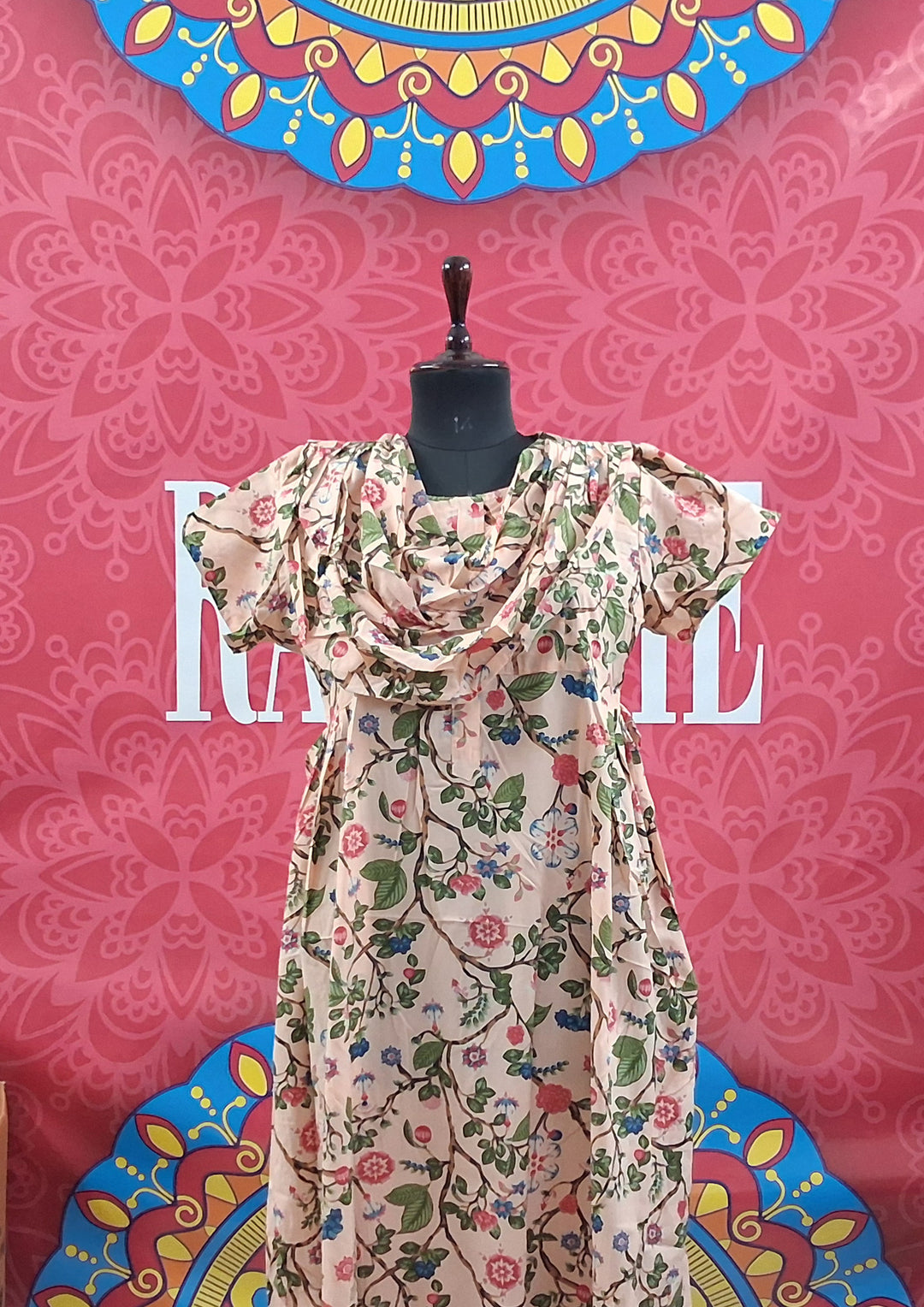 Shawl Attached Maxis