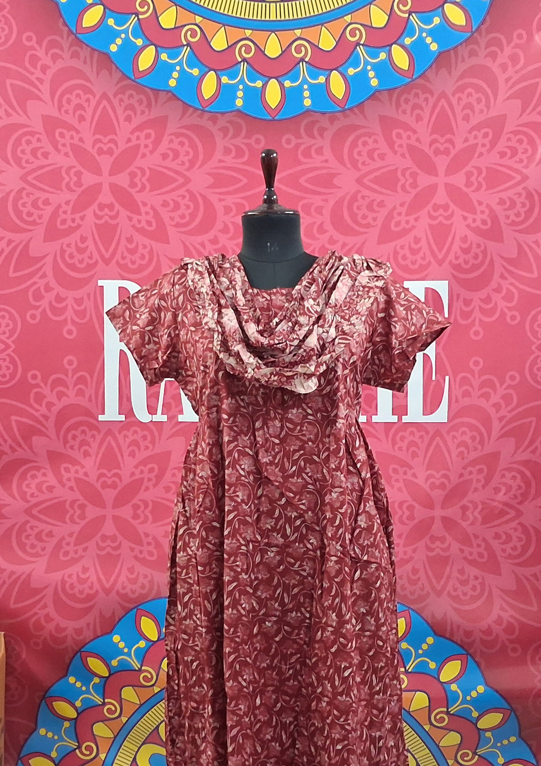 Shawl Attached Maxis