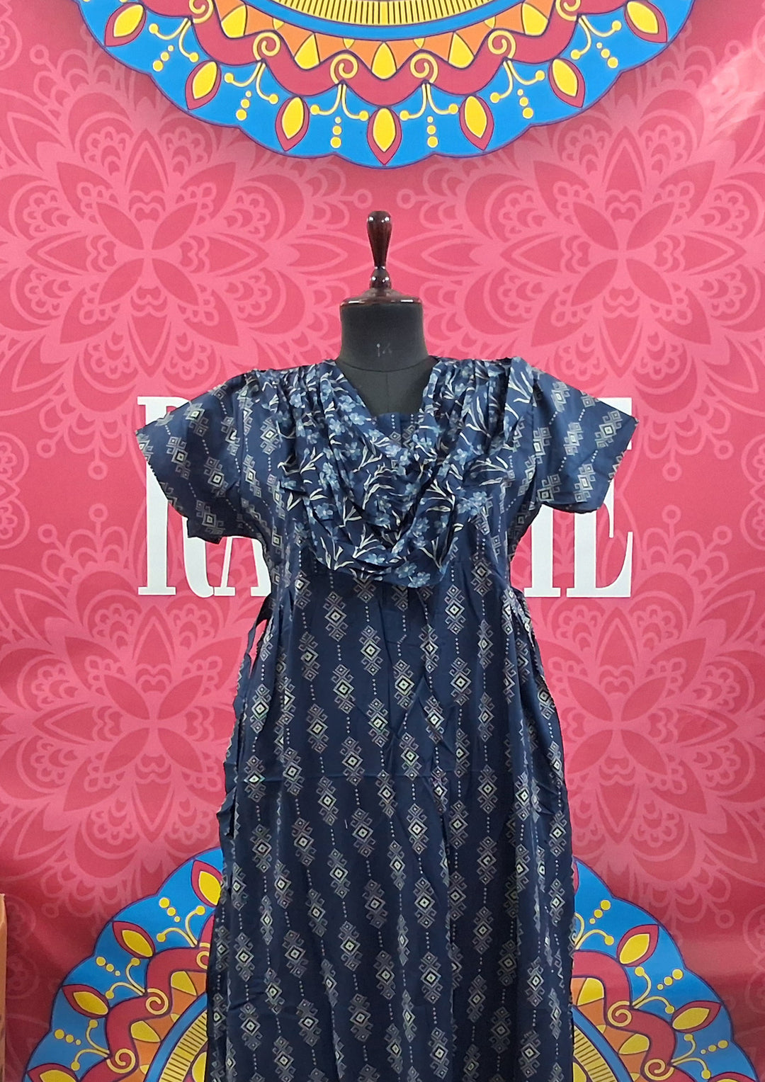 Shawl Attached Maxis