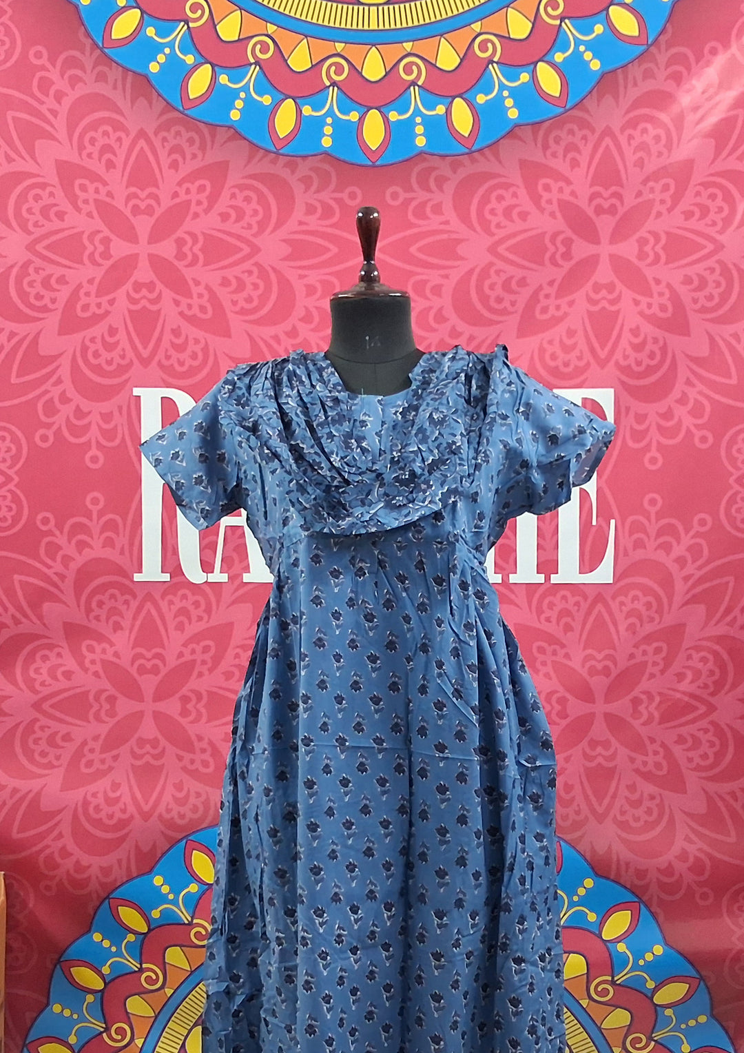 Shawl Attached Maxis